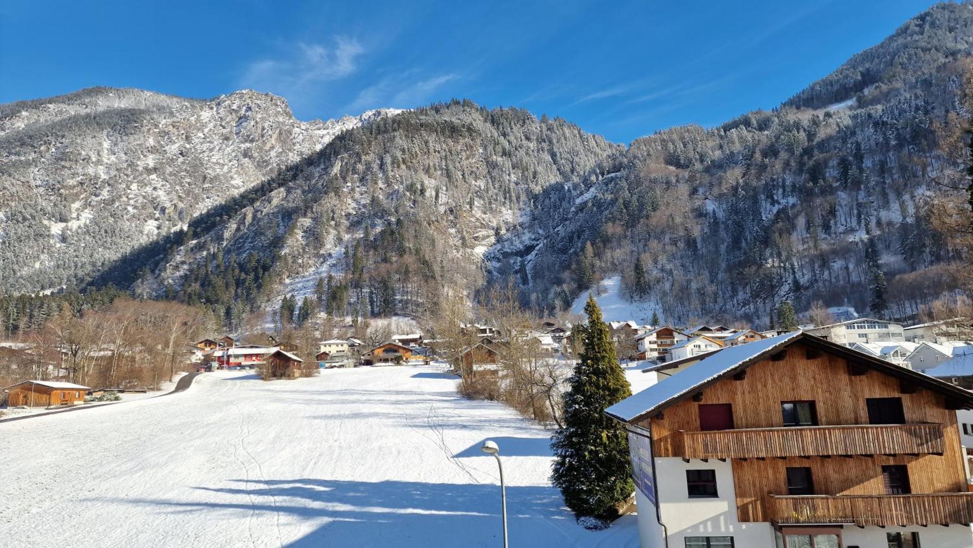 Homy Alpine Deluxe Chalet In St Anton Im Montafon سانكت أنتون إم مونتافون المظهر الخارجي الصورة